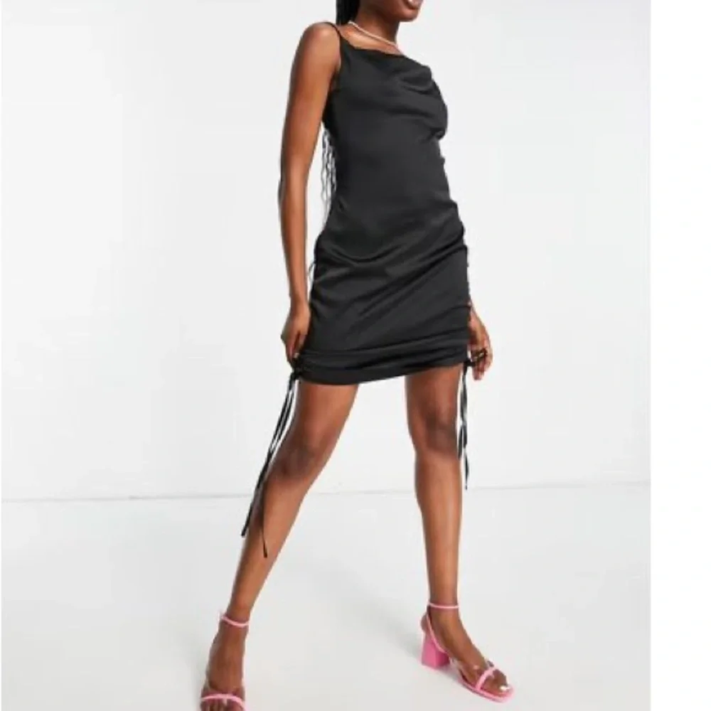UNIQUE21 GATHERED SIDE SATIN DRESS - Picture 3 of 14